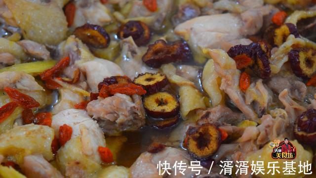 教程|红枣枸杞蒸鸡肉最好吃的做法，简单美味又营养，看看你喜欢吃不