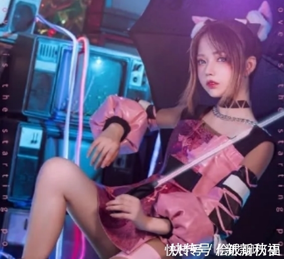 COS|逼死官方的同人COS,公孙离无限星赏官,颜值上天了!