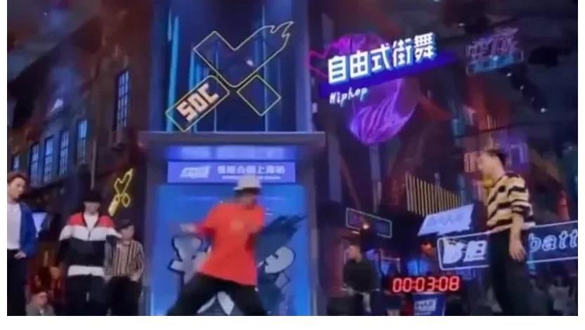 街舞終極battle一直是2V2，舞種重復(fù)性高，觀賞性沒有那么強(qiáng)