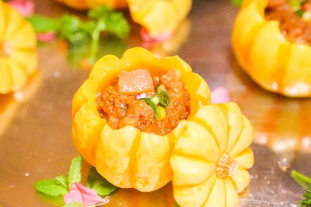  餐桌|12月8日，金龙玉凤这场餐桌盛宴让我大开眼界！