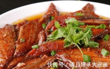 丸子|孩子学习压力大,妈妈看在眼里疼在心里,用心给娃做的”益智菜“
