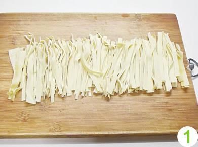 花几块钱做一盘爽口开胃菜,5分钟就上桌,简单、好吃、开胃