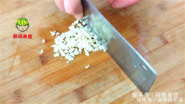 做法|包菜怎样做才好吃,教你夏季清爽做法,清脆爽口,下酒下饭又解馋