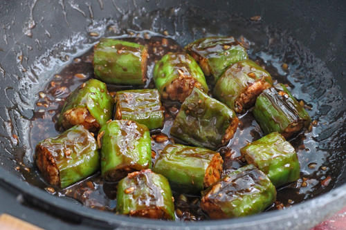 尖椒|辣椒太辣无从下口？不妨试试这做法，免油炸辣味全无，小孩都能吃