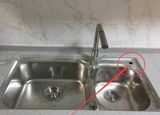 洗了10年碗才知水槽边一个洞，闲置就是浪费，原来作用这么大