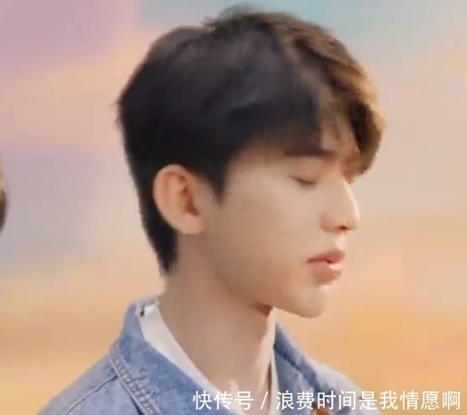 李晨蔡徐坤baby凡尔赛文学,张韶涵未现身,《奔跑吧》宣传片