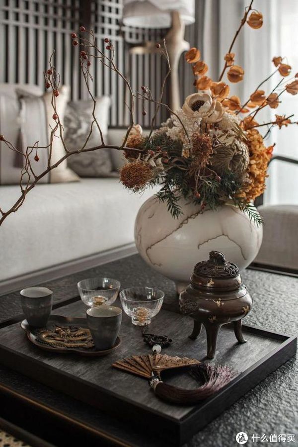 背景墙|生活艺术家 篇二十:广东夫妻的新家火了,坚持全屋“含蓄风”,进门后高级感藏不住了