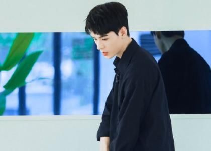 山河令|龚俊扑街12部剧后，凭借《山河令》一夜爆红，工作室却频频作妖