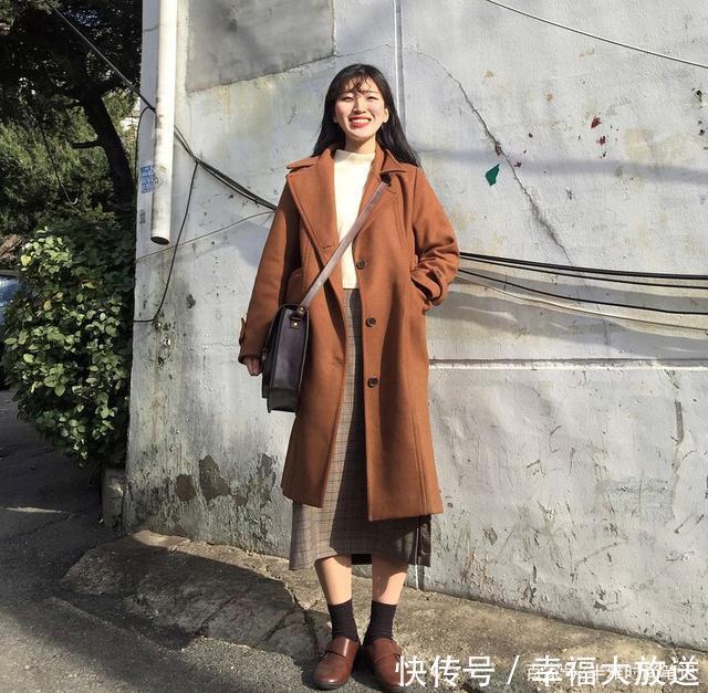 正确|大衣+半裙,才是冬天的正确打开方式