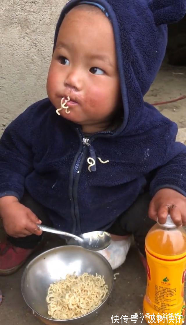 拍摄者|单亲妈妈生4胎无人管,婴儿饿了吃泡面充饥,肚里怀一个还要生