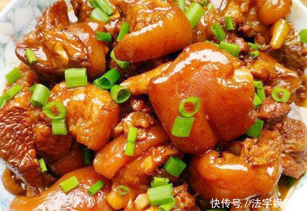 女性50岁后，爱吃“天然胶原蛋白”，美容祛斑，滋阴补血防衰老