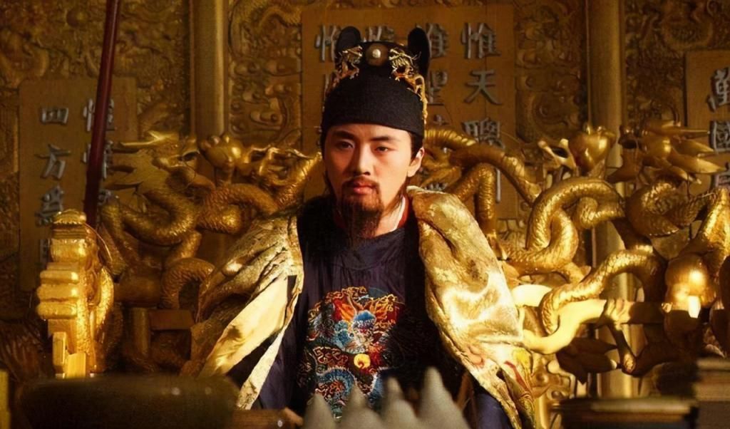 投降|被俘后，睡了皇上的妃子，皇上说：没关系，谁让他有才，投降就好