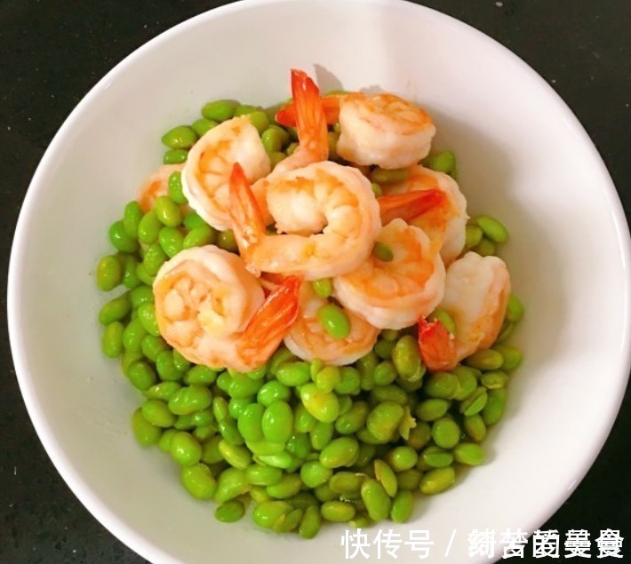 毛豆|连续下了三天的暴雨孩子吃饭没胃口,多吃补钙菜,鲜香开胃