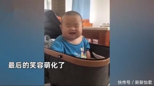 玩具车|萌娃打瞌睡“东倒西歪”，被亲妈“嘲笑”惊醒后，表情也太可爱了