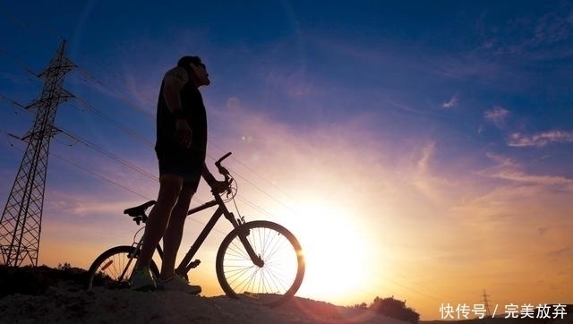 为什么越来越多的人喜欢自驾游,自驾游相比于跟团游的四大好处