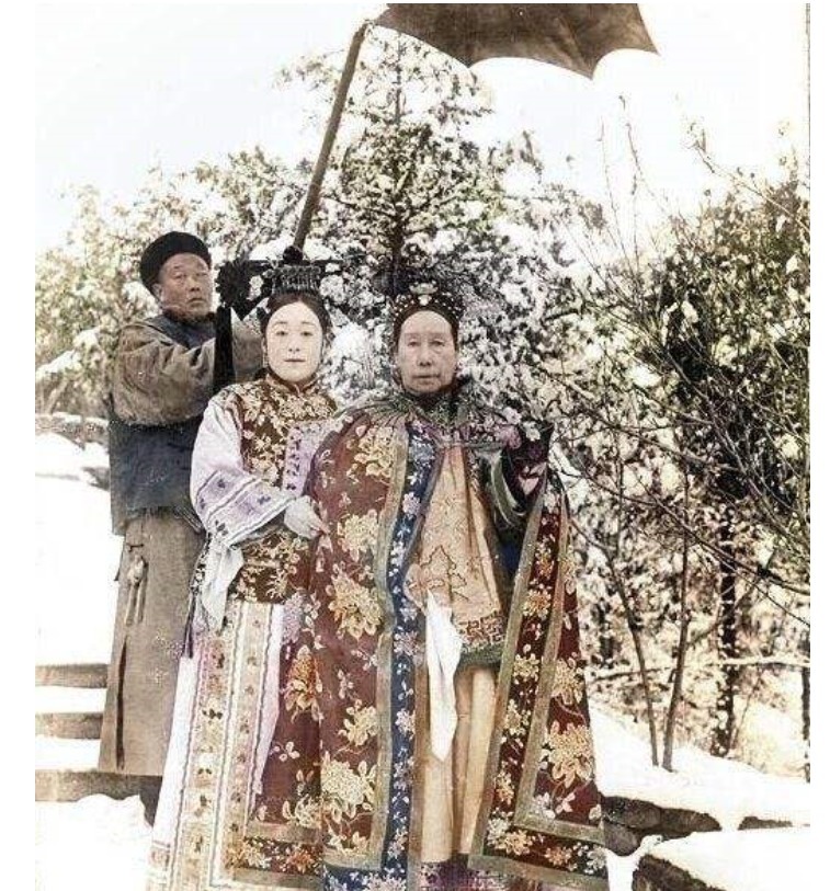 对姑母一|慈禧太后明明是女的，光绪皇帝却喊她“亲爸爸”，这是为何？