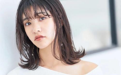 奶茶米棕or鲜艳橙红，给春天点颜色看看