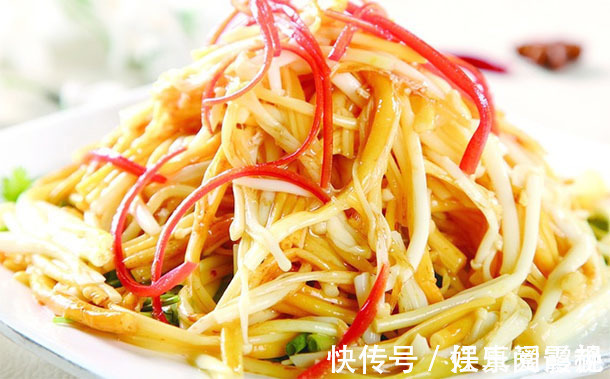 大暑|孩子忍了一周终于周六还是暴雨不能出门,多吃爽口菜,开胃吃饭香