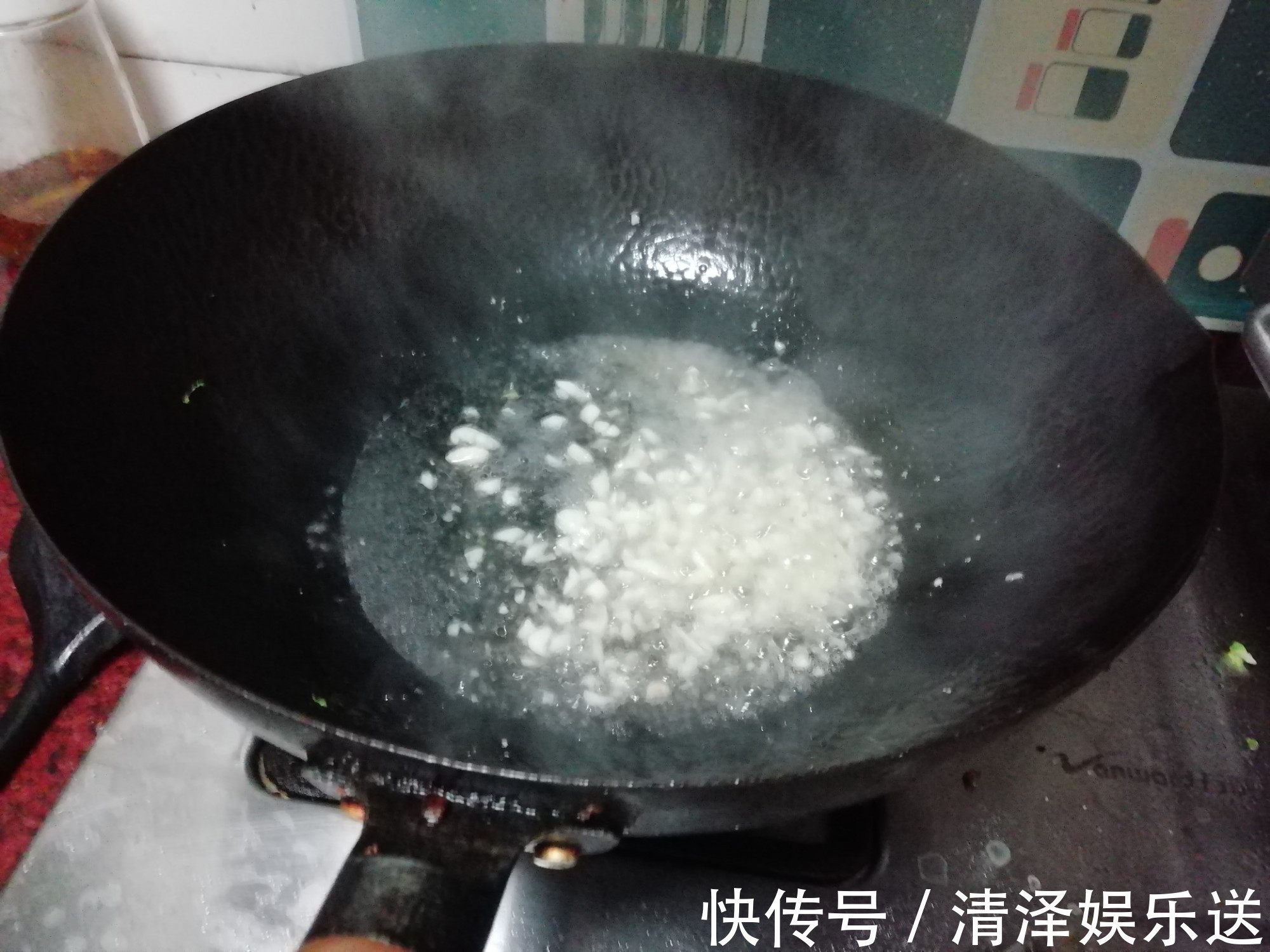 西兰花|大厨教你做“浇汁西兰花”,原汁原味,清脆爽口,做法超简单