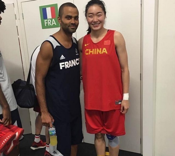 女篮|意外!中国女篮女版詹姆斯公开“征婚”,直言:单身只因个子太高