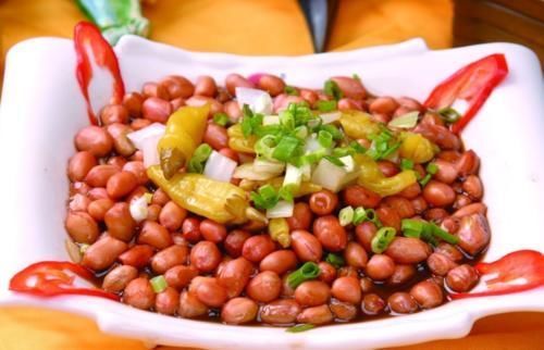 绿色牛奶|花生和它是天生的“敌人”,不能一起食用,可惜很少人清楚!