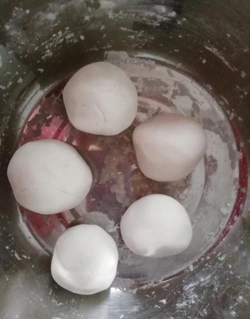  糯米粉|用糯米粉都可以做出哪些美食？