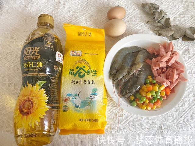 黄豆酱|好吃的炒饭有着不可告人的做法,五分钟就能炒出粒粒分明的蛋炒饭