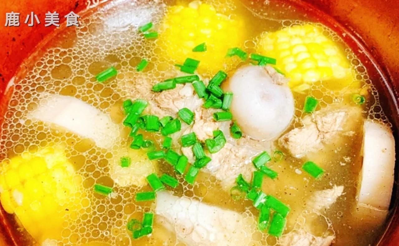 鲜甜|秋季多吃这“碱性菜”,滋补养胃营养高,炖汤鲜甜清新,全家爱喝