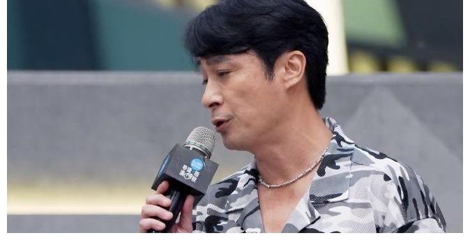 《導(dǎo)演請指教》開播！吳鎮(zhèn)宇說話引熱議，郝蕾跟王晶不敢茍同！