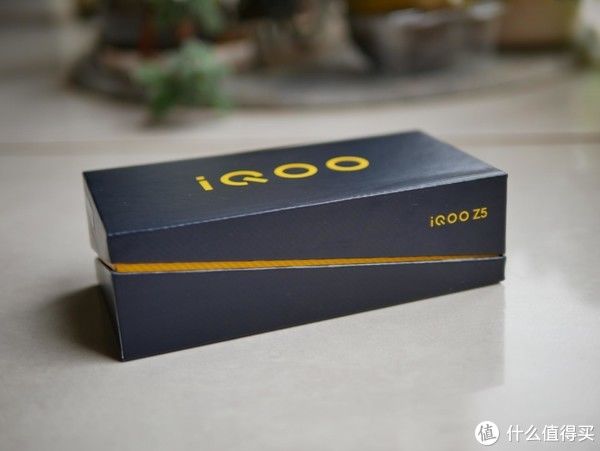 iQOO|我的双十一剁手战绩，iQOO Z5开箱体验分享