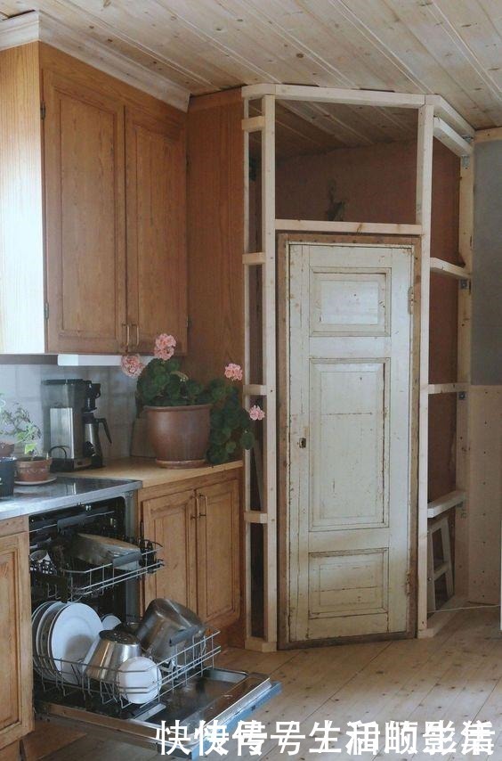 日本|把厨房转角利用好,建个1㎡小杂物间,收纳能力不比日本差!