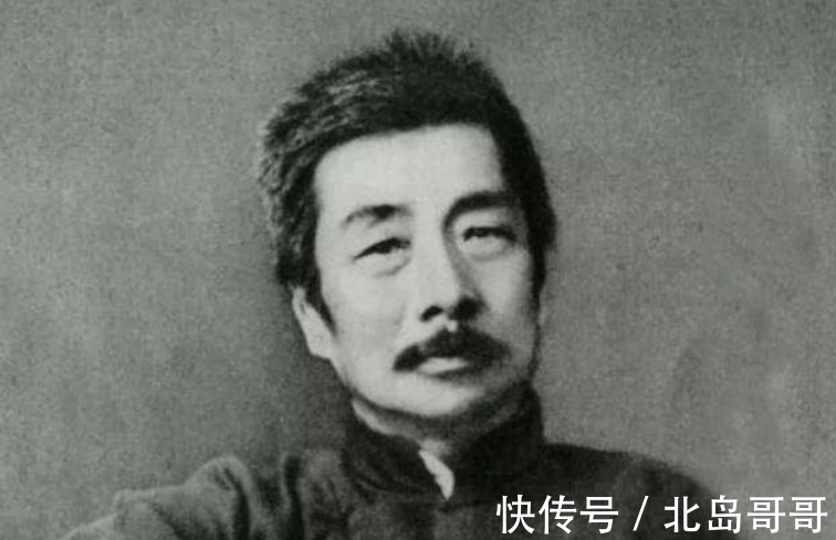 这首诗$女学生失恋要死要活,语文老师拿出鲁迅这首诗,班上同学都乐了