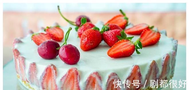 口感|这才是夏天该有的蛋糕，免烤不上火，口感丝滑，入口即化，超清凉