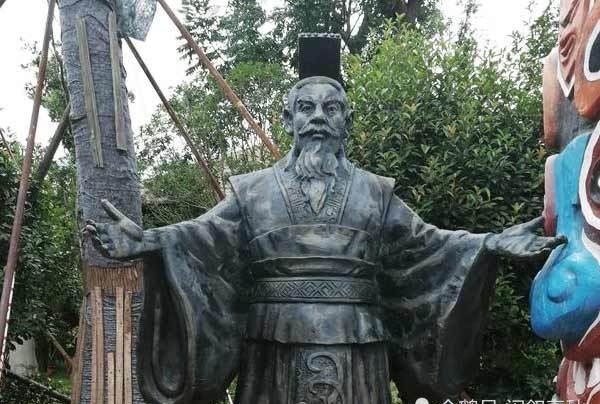 六济之戎|风雨飘摇的西周朝再遇重创,使其在灭亡的“快车道”上提速疾驰