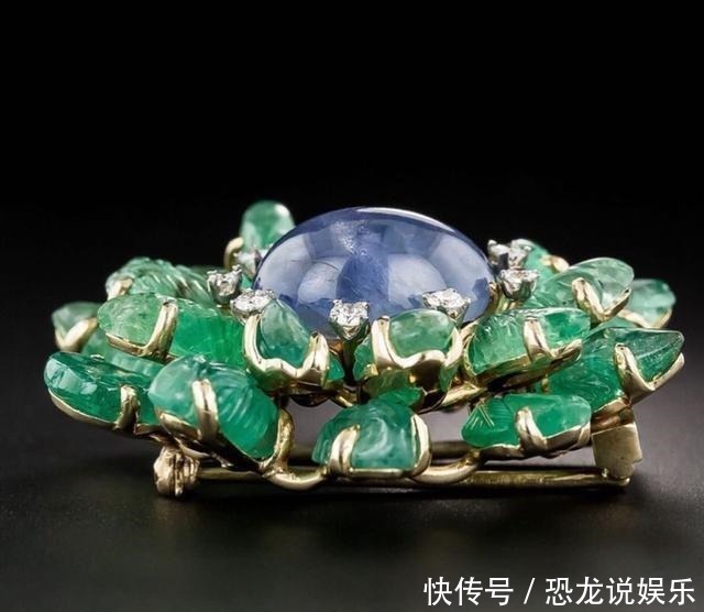 一枚重达16克拉的古董级星光蓝宝石胸针,为何如此让人着迷