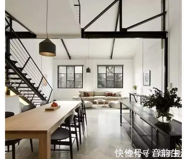 自流平材料|地面不要铺瓷砖和木地板了,聪明人都用这种材料,后悔我家选错了