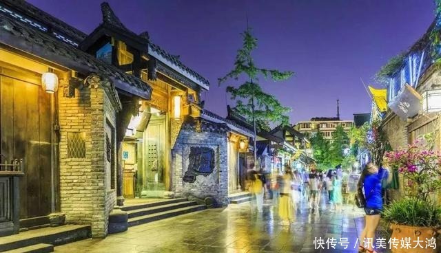 中国18条自驾路线，条条惊艳无比，有生之年一定要走完