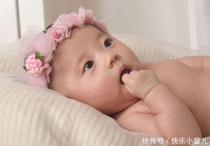 家长|宝宝有点“笨”家长别急,婴儿在6个月前学会简单技能,就算达标