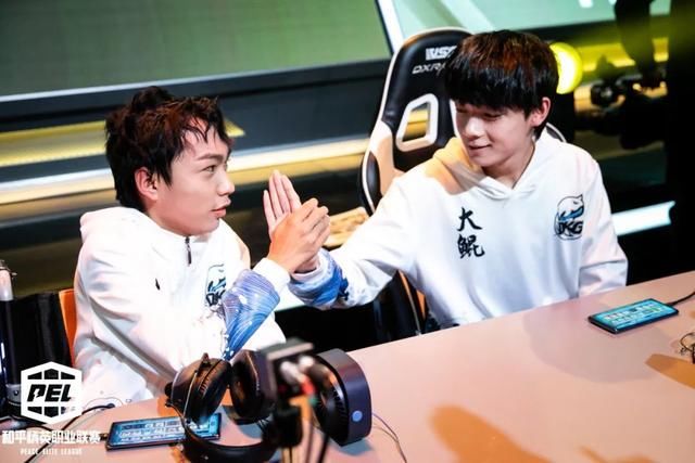 少年|那個騎在扭扭車上的少年，成了PEL最佳新秀