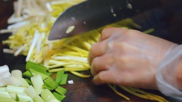  春节餐桌上的美味，牛肉的别样吃法，学会给家人做着吃