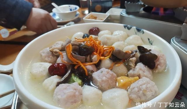 元宵佳节聚餐,推荐4道凉菜,6道热菜,汤圆必须也有