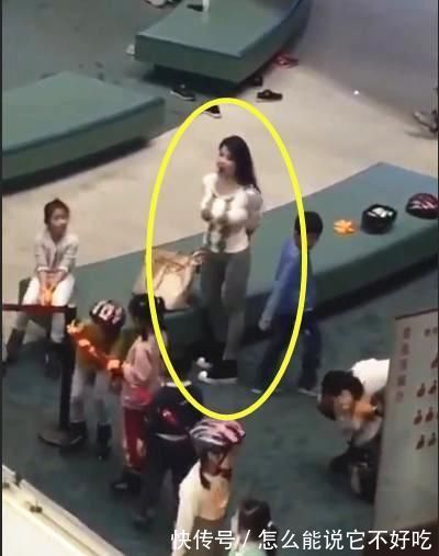 透露|爸爸每天都去接儿子,孩子无意间的话透露真相:我们来了个女老师