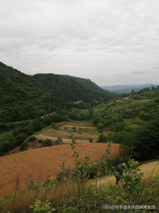 陕南|陕南，大山里面的千年诸葛亮庙，如今破败不堪，无人修缮