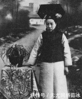 清朝|18岁嫁给清朝摄政王,生下皇帝溥仪,37岁却自吞鸦片而亡