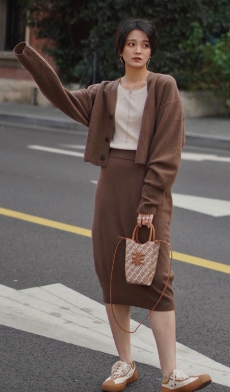 针织衫 还不懂怎么穿裙子?先来试一下“针织裙”,见过世面的女人都爱