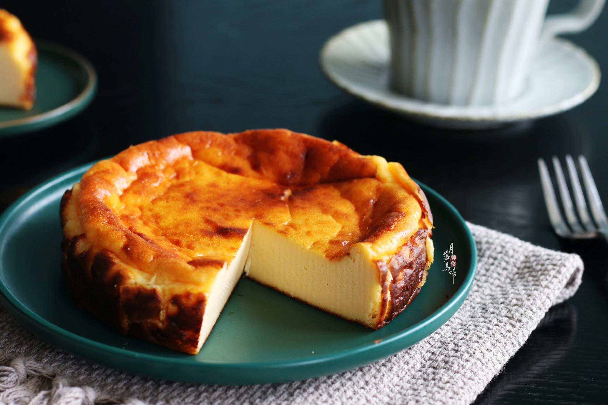 火遍全网的巴斯克蛋糕，终于拔草！原来这么简单，连面粉都不需要