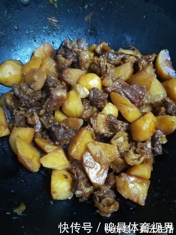 牛肉|炖牛肉时,加入“2克它”!加速牛肉软烂,无腥味,增香10倍不止