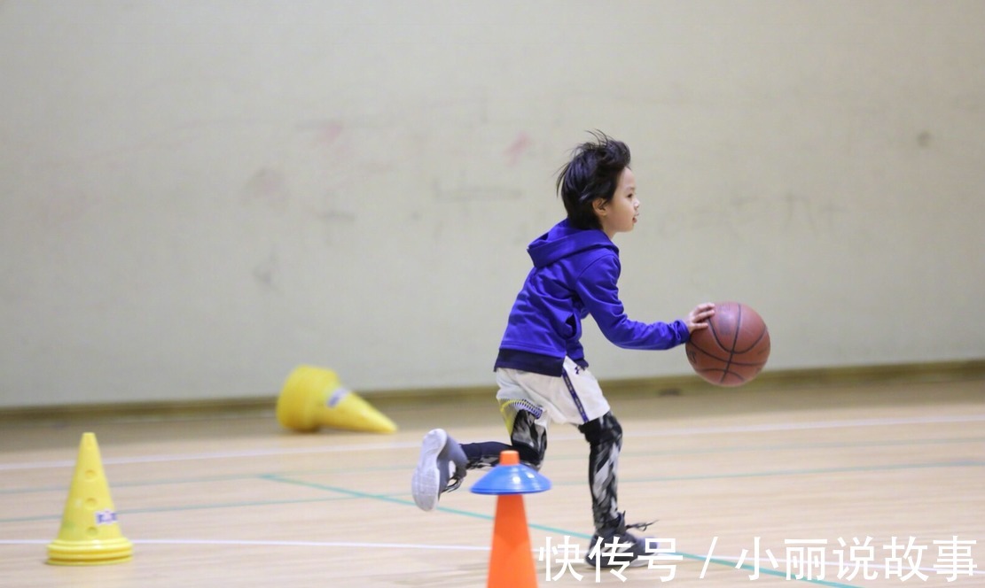 青春期|男孩“晚发育”普遍存在，明明是同龄却矮女孩一个头，区别在哪