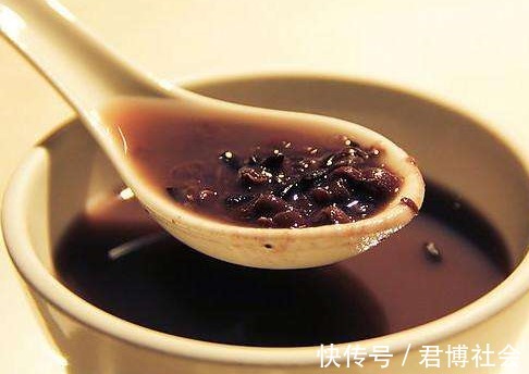 鲜牛奶|女性一定要学会爱自己,多吃这几种食材,不掉发,气色更好