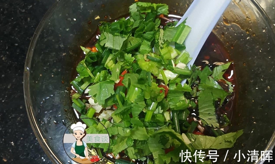 汤汁|夏天就馋黄瓜此吃法，拌一拌3分钟做好，上桌汤汁一滴不剩！特香